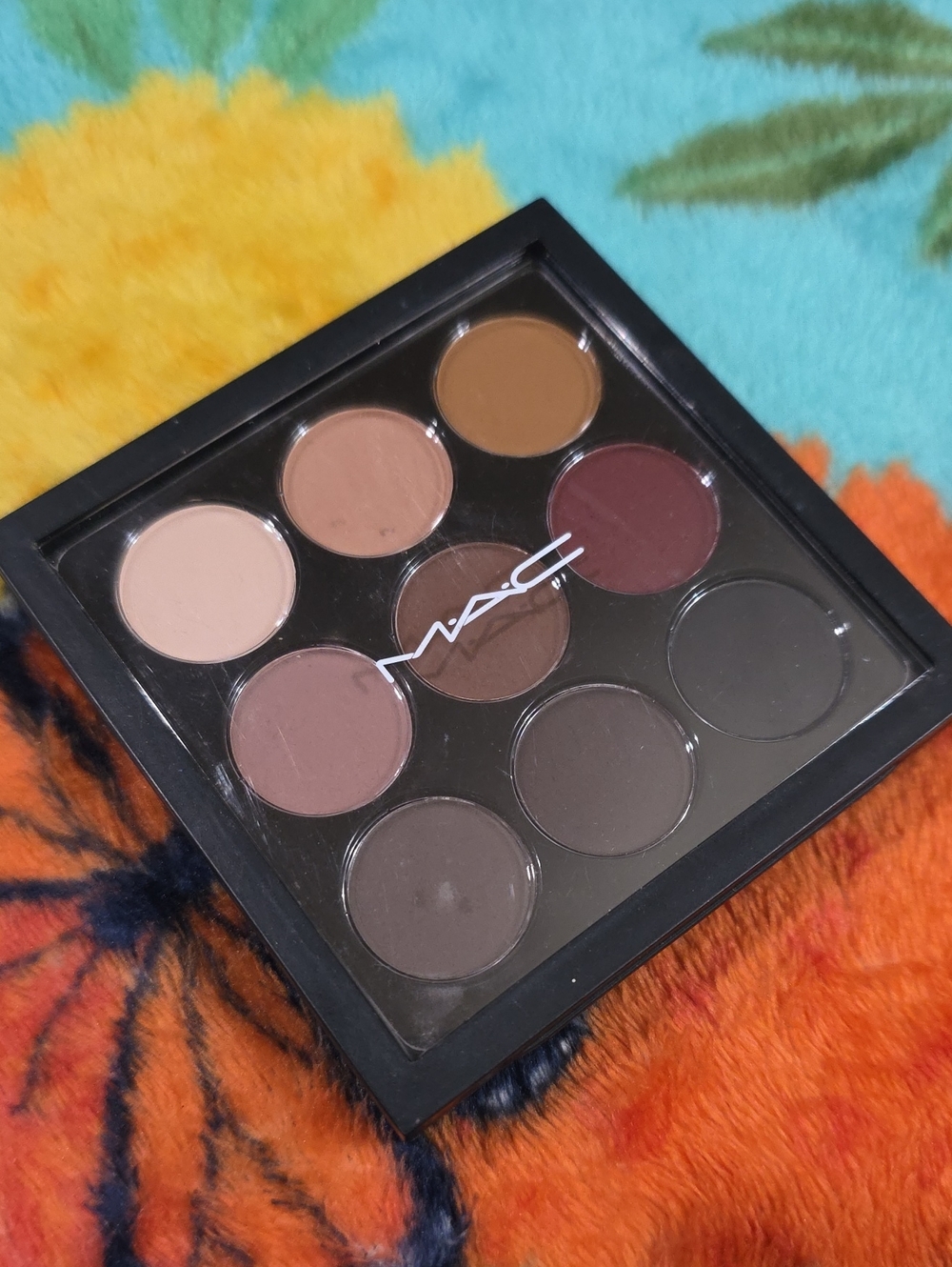 Mac Semi Sweet Eyeshadow Palette X9 NWOB